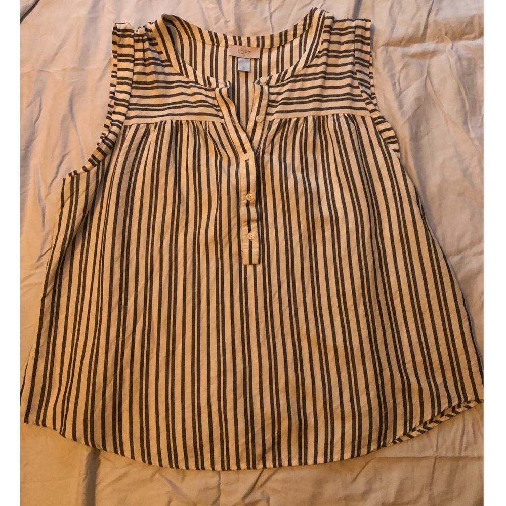 LOFT blue and white linen top